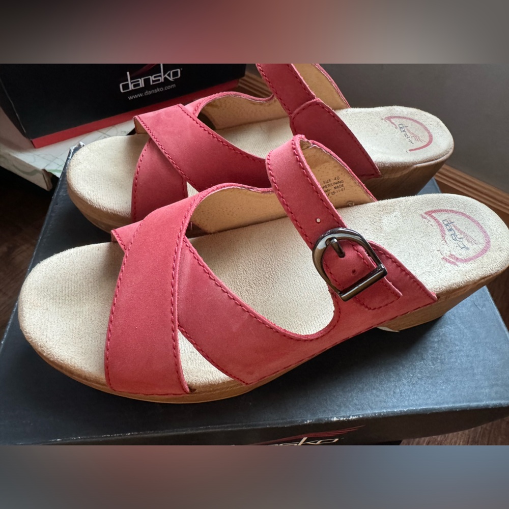 Dansko Sela Nubuck Poppy Sandals